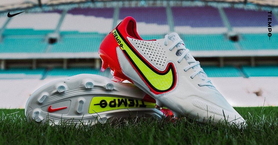 Cómo son las botas de fútbol Nike Tiempo